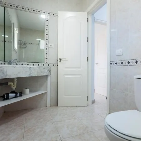 With Private Pool, Bbq, Wifi At Galera Villa