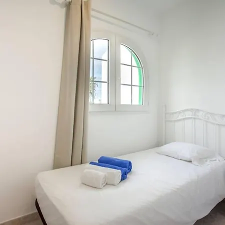 With Private Pool, Bbq, Wifi At Galera Corralejo